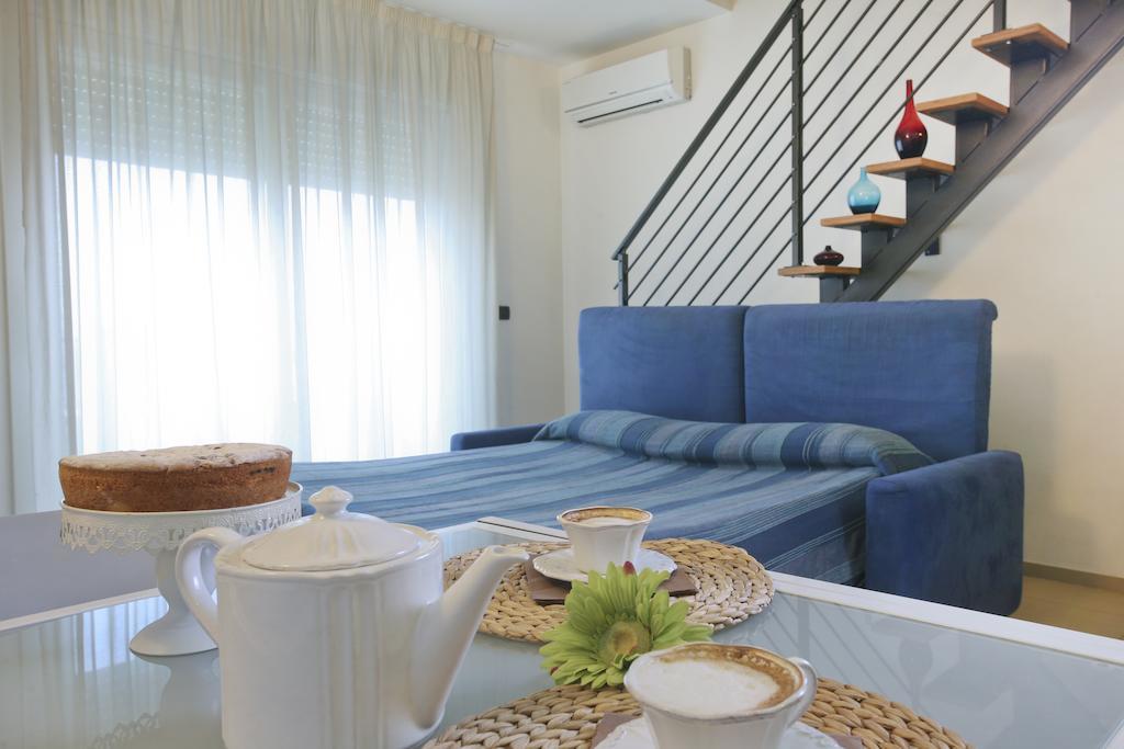 Residence A-More Ріміні Екстер'єр фото